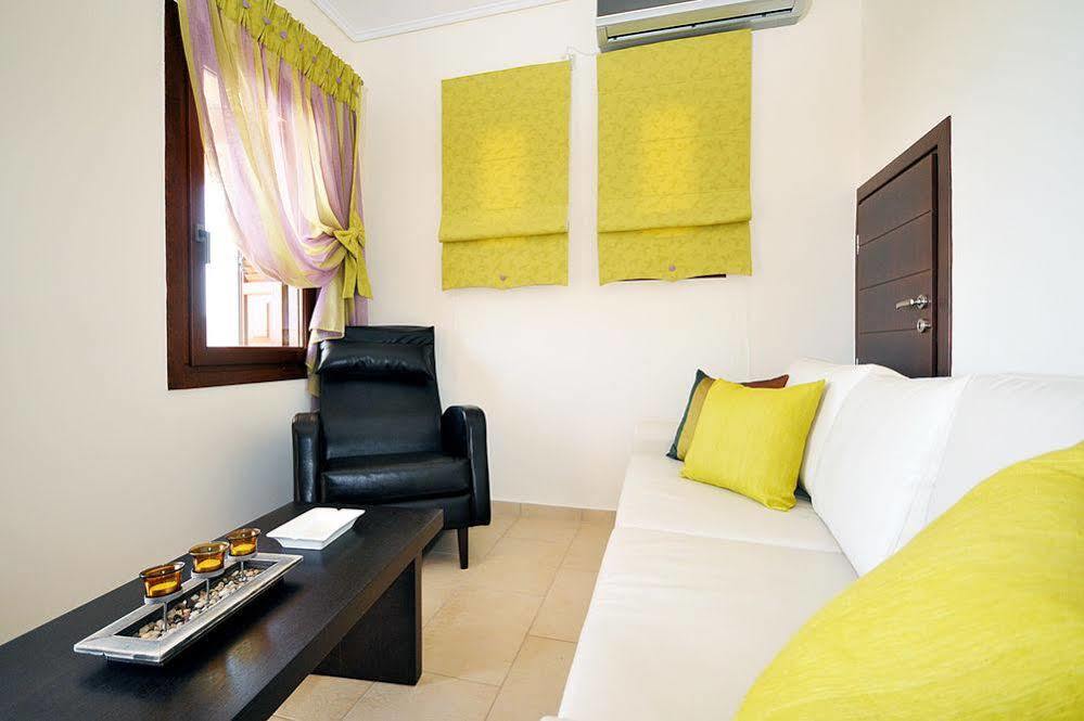 Aithra Apartments & Suites Gavrio Dış mekan fotoğraf