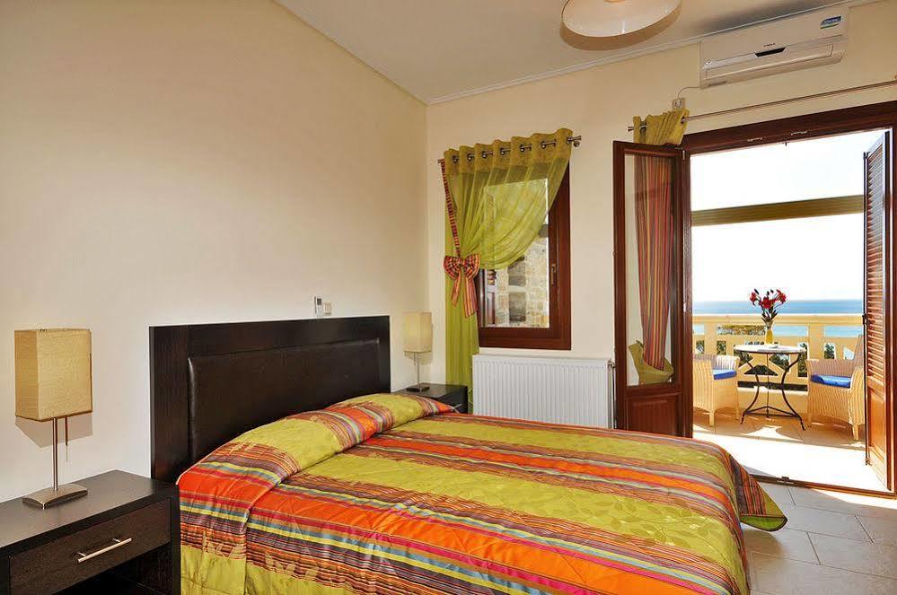 Aithra Apartments & Suites Gavrio Dış mekan fotoğraf