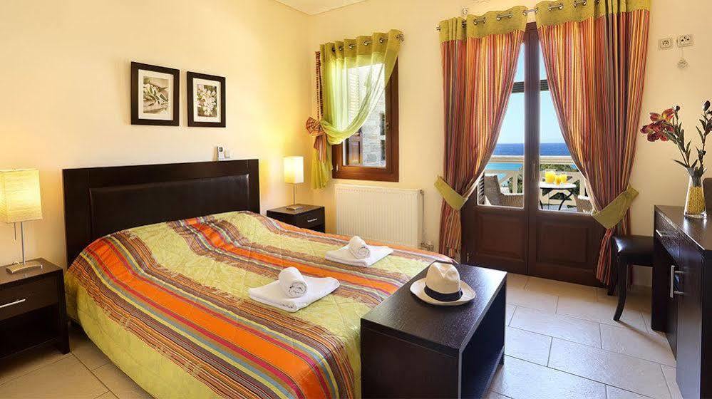 Aithra Apartments & Suites Gavrio Dış mekan fotoğraf